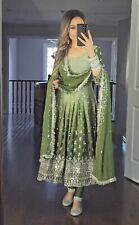 Indian bollywood gown d'occasion  Expédié en Belgium