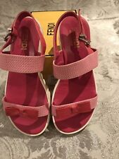 Sandali fendi pelle usato  Italia