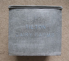 Caixa de leite vintage para varanda Tilton Dairy Farms comprar usado  Enviando para Brazil