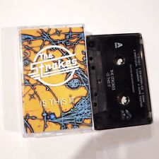 Usado, The Strokes Is This It VGC Cassette Tape Official Release Indonesia comprar usado  Enviando para Brazil