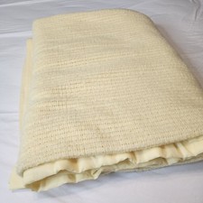 Cobertor térmico vintage waffle tecido acrílico amarelo claro 87 x 73 MCM acabamento acetinado comprar usado  Enviando para Brazil