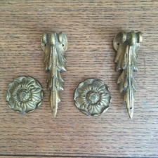 Paires embellissements anciens d'occasion  Cerisy-la-Salle