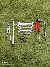 Set attrezzi ferrari usato  Nola