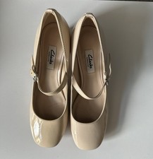 Clarks chinaberry pop for sale  LUTON