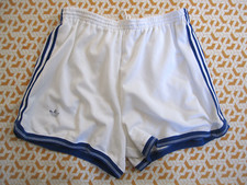 Short adidas blanc d'occasion  Arles
