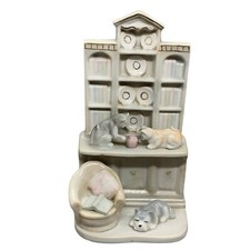Estante de livros de porcelana pastel vintage gatinhos cachorro dormindo acento dourado, usado comprar usado  Enviando para Brazil
