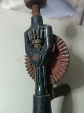 Vecchio trapano manovella usato Vecchio trapano manovella usato  Sanremo