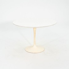 Usado, Mesa de jantar 1960s Eero Saarinen Knoll pedestal de tulipa 42" tampo branco, modelo 173F comprar usado  Enviando para Brazil