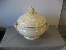 Magnifique soupière ancienne d'occasion Magnifique soupière ancienne d'occasion  Lorgues