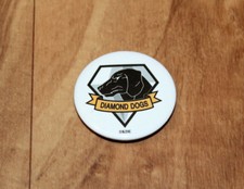  Metal Gear Solid 5 V The Phantom Pain Diamond Dogs Pin Badge Button PS3 PS4  comprar usado  Enviando para Brazil