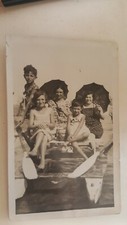 Cartolina famiglia mare usato  Bologna