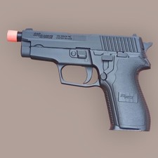 Usado, SIG Sauer P228 – 3D Printed Cosplay Gun Prop – 1:1 Scale comprar usado  Enviando para Brazil