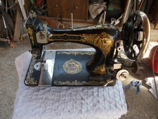 Ancienne machine coudre d'occasion  Fontenay-le-Comte