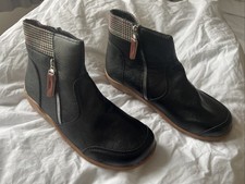 New waterproof orthopaedic for sale  HARROGATE