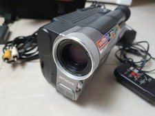Caméscope hitachi hi8 d'occasion  Saint-Paterne-Racan