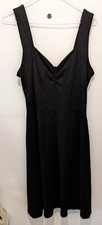 Robe noire manches d'occasion  France