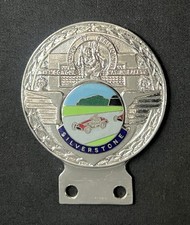 SILVERSTONE GRAND PRIX F1 CIRCUITO DE AUTOMOBILISMO EMBLEMA VINTAGE ESMALTE CARRO comprar usado  Enviando para Brazil