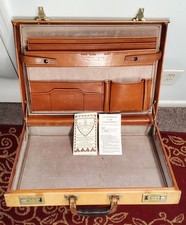 1960 canterbury case d'occasion  Expédié en Belgium