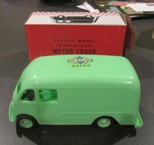 Produto Miniatura International Harvester Metro Van Estado Perfeito Na Caixa O Melhor! comprar usado  Enviando para Brazil