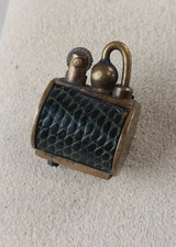 Ancien briquet miniature d'occasion  Seingbouse