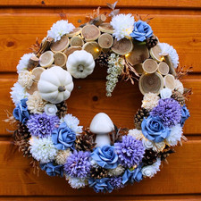 Używany, Jesienny wianek w odcieniach niebieskiego i fioletu LED- HANDMADE UNIKAT na sprzedaż  PL