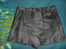 Jupe short noir d'occasion  Marseille V