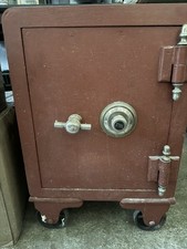 Yale vintage safe for sale  Haverhill