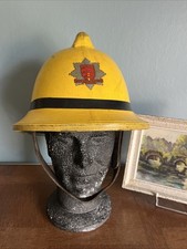 Casque pompier anglais d'occasion  Cerizay