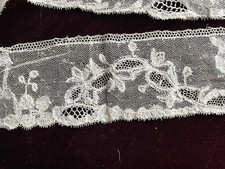 Volant dentelle ancienne d'occasion  Morestel