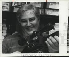 1991 Press Photo David Klotz com mira de espingarda Remington calibre 12 em Solvay comprar usado  Enviando para Brazil