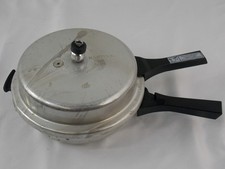 Manttra pressure cooker for sale  Meridian