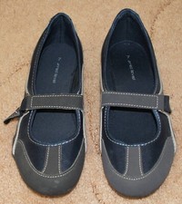 Red level ladies for sale  HORSHAM