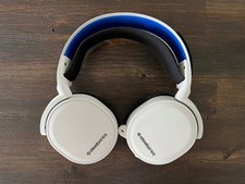 Steelseries arctis plus for sale  CHESSINGTON