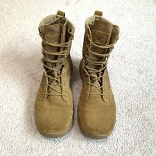 Mens 10.5 armour for sale  Newport News