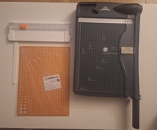 Guillotine paper cutter for sale  TIPTON