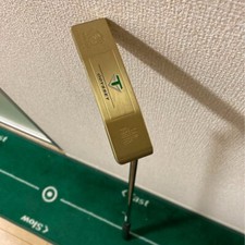 Putter droit odyssey d'occasion Putter droit odyssey d'occasion  Expédié en France