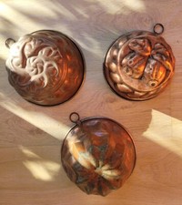 Lot moules cuivre d'occasion Lot moules cuivre d'occasion  Digne-les-Bains