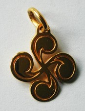 Croix basque plaqué d'occasion  Biarritz