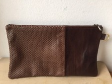Pochette cuir beige d'occasion  Saint-Raphaël