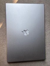 macbook pro 17 for sale  TAMWORTH