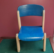 Ancienne petite chaise d'occasion  Laigneville