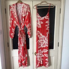 Beautiful satin nighty for sale  SWINDON