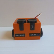 Plastic design 70s usato  Italia