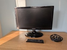 Samsung t19c300ew inch for sale  SWINDON