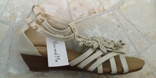 Beige women sandals for sale  WINDERMERE