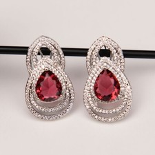 Brincos de gancho folheados a ouro branco cristal vermelho CZ zircão pavimentado, usado comprar usado  Enviando para Brazil