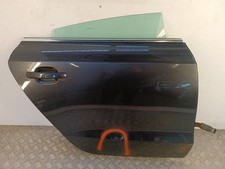 Porte arriere droit d'occasion  Yffiniac