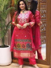 Salwar kameez dupatt for sale  WEMBLEY