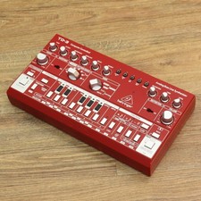 Behringer analog bassline d'occasion  Expédié en Belgium