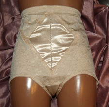 Elegantes miederhöschen slip gebraucht kaufen Elegantes miederhöschen slip gebraucht kaufen  Kemnath